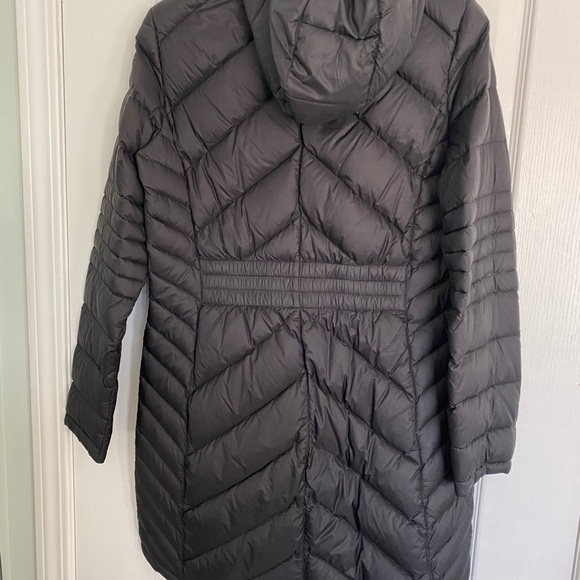 Michael Kors Down Filled Wintercoat - Picture 4 of 4